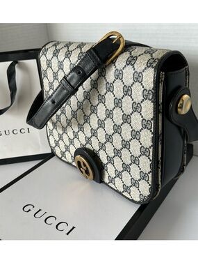 ✋Price Drop ✋Authentic Gucci Sherry Line Leather Crossbody/Shoulder Bag Gucci.